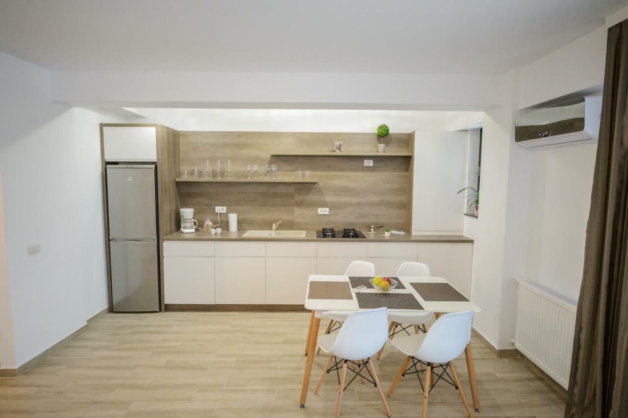 Rbk Residence Navodari Bagian luar foto